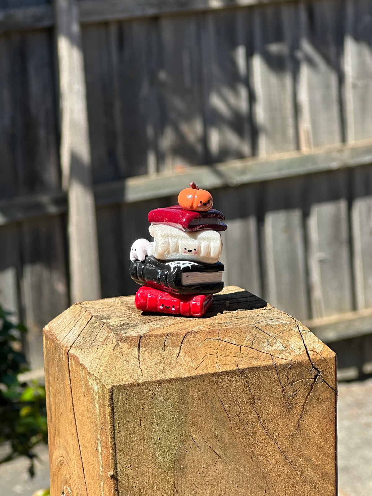 SALE!! Spooky Stand (LIMITED EDITION)